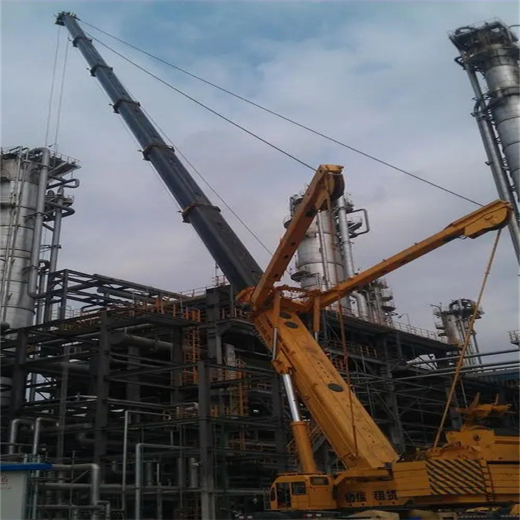 大化吊板房的吊车